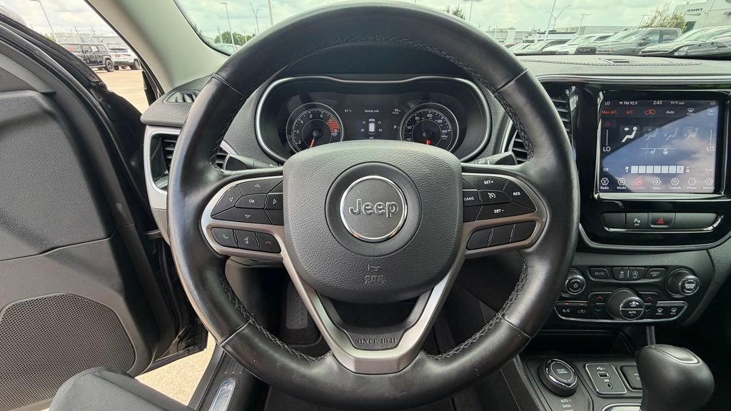 Used 2020 Jeep Cherokee Limited AWD/4WD image 27