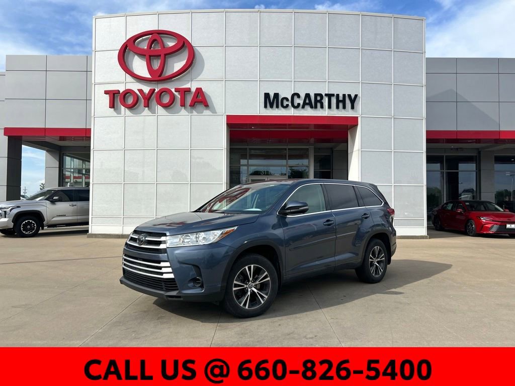 Used 2018 Toyota Highlander LE w/ Protection Package #3