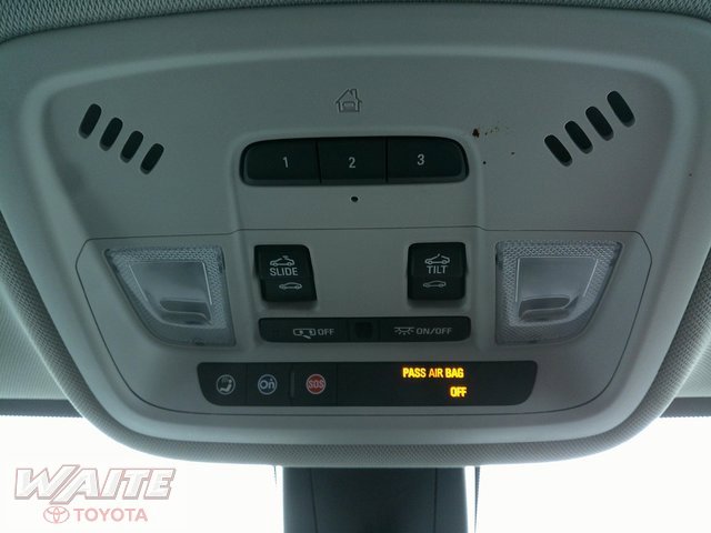 Used 2020 Chevrolet Traverse High Country image 22