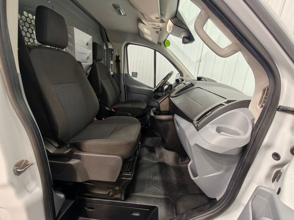 Used 2017 Ford Transit 150 130 Low Roof RWD image 31