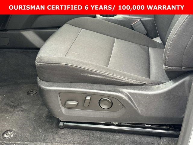 Certified 2023 Chevrolet Colorado Trail Boss w/ Technology Package image 17