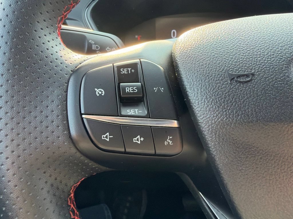 Used 2025 Ford Escape ST-Line AWD/4WD image 20