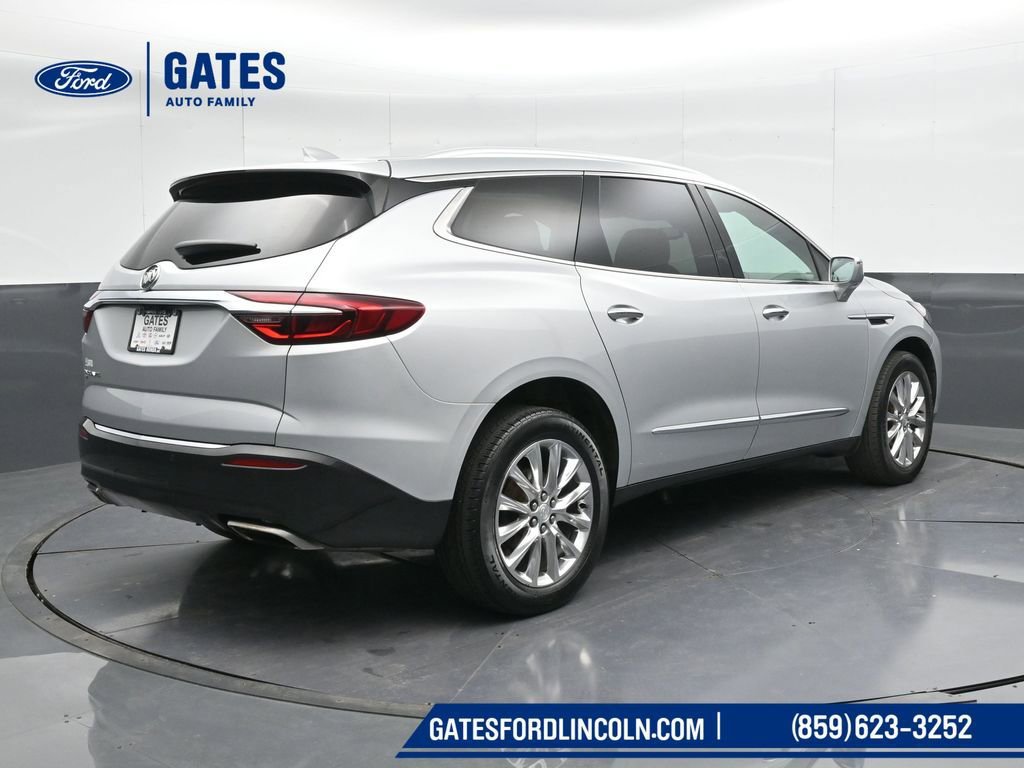 Used 2020 Buick Enclave Premium w/ Surround and Sites Package AWD/4WD image 2