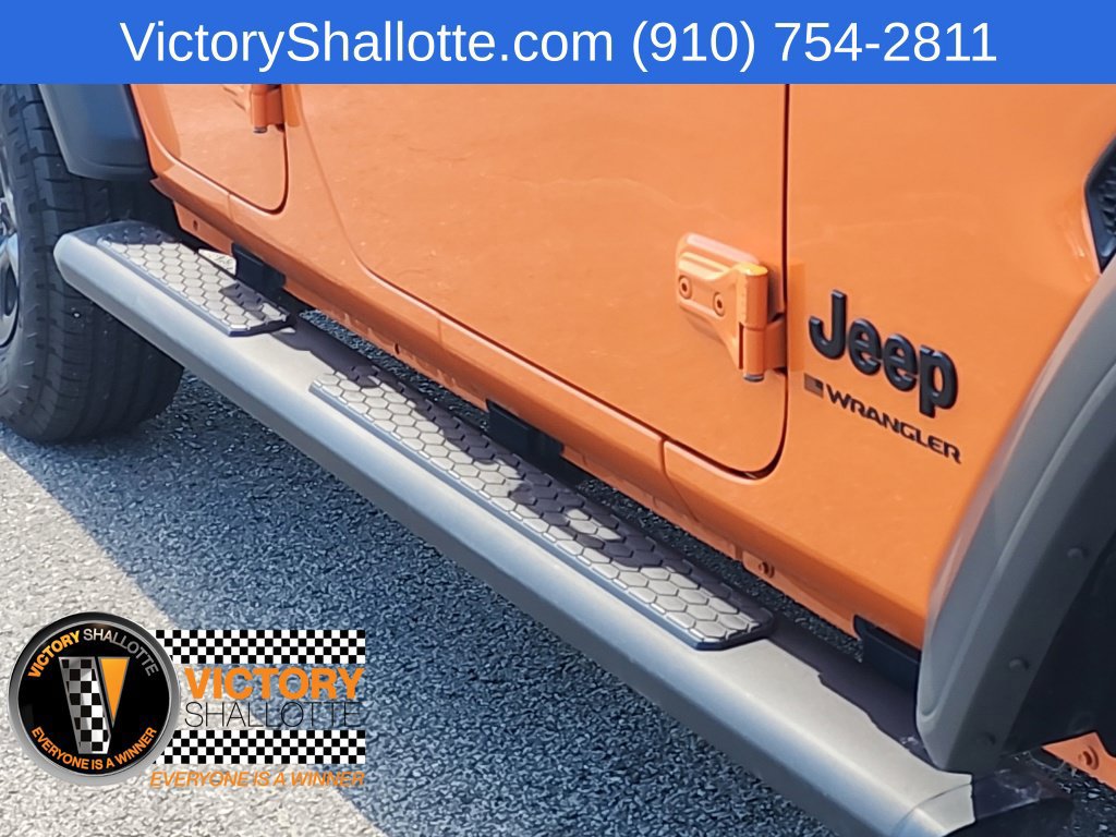 Used 2025 Jeep Wrangler Unlimited Sport AWD/4WD image 29