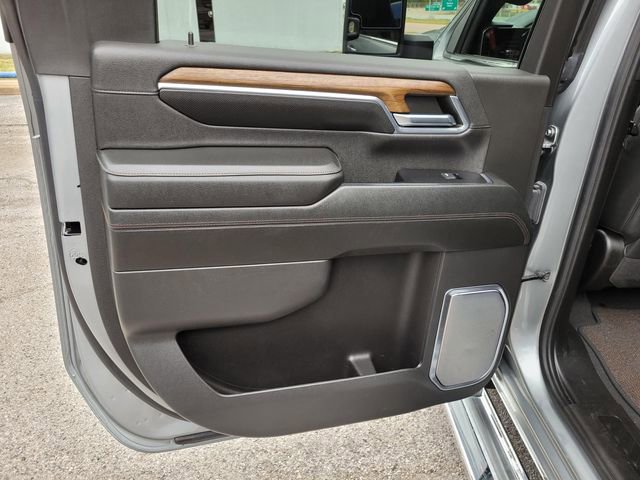 Used 2024 Chevrolet Silverado 2500 High Country w/ High Country Premium Package image 16