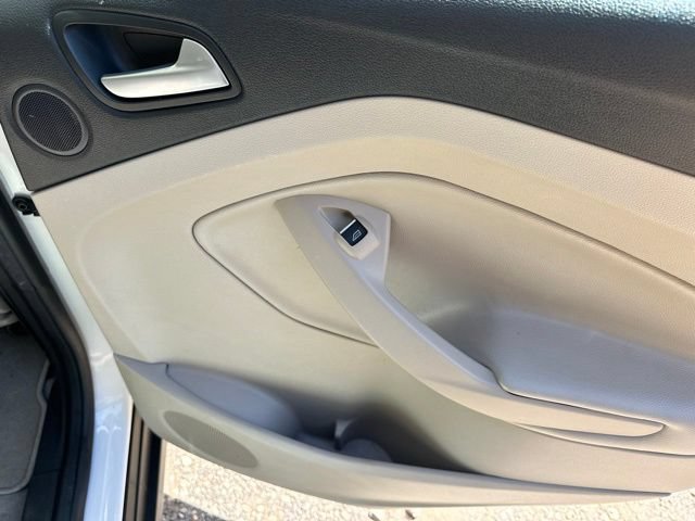 Used 2013 Ford C-MAX SEL FWD image 18