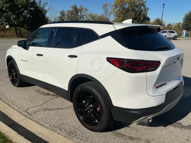 Used 2024 Chevrolet Blazer LT w/ Sound & Technology Package AWD/4WD image 4