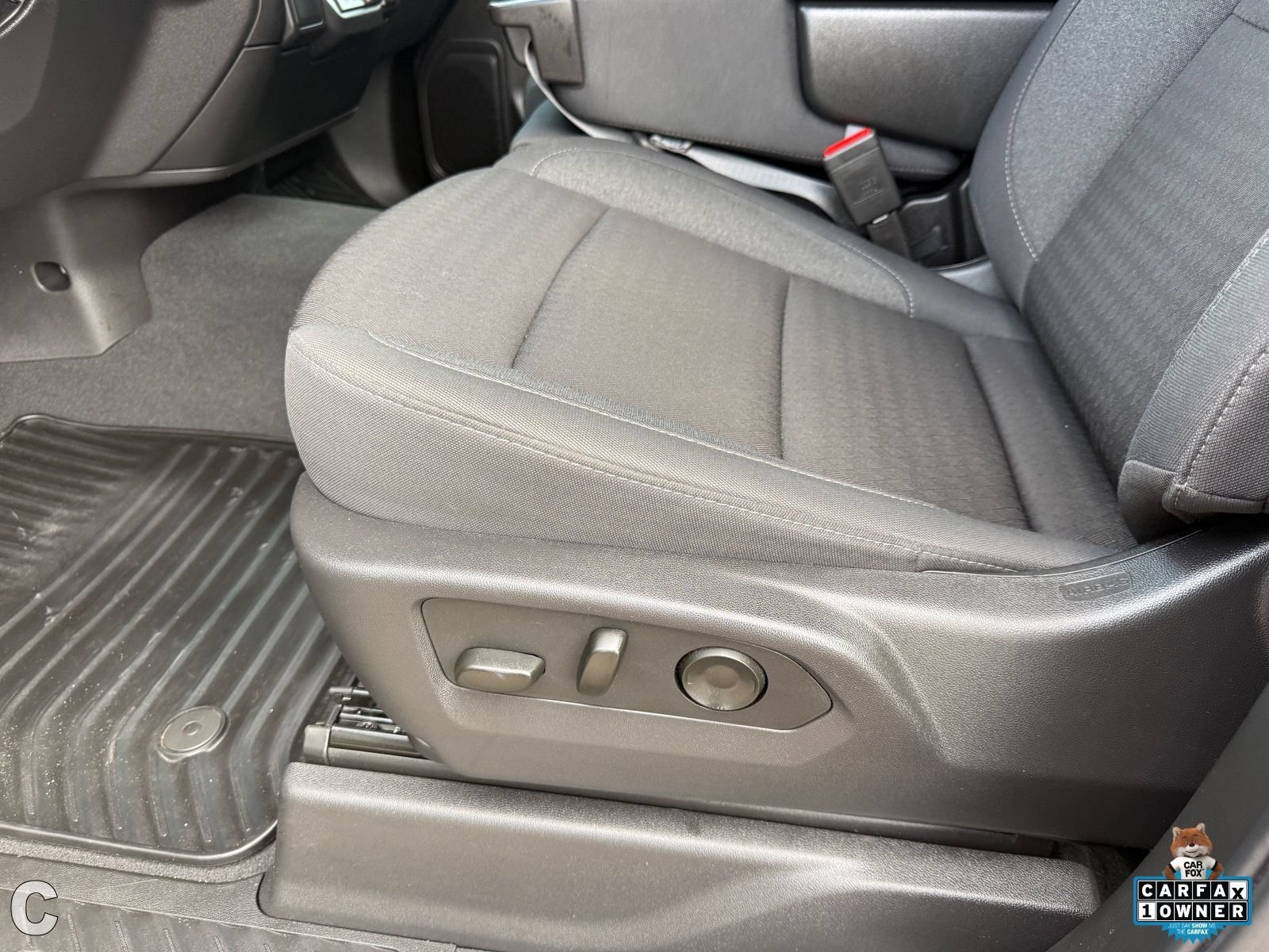 Used 2025 Chevrolet Silverado 1500 Custom w/ Turbomax Blackout Package RWD image 13