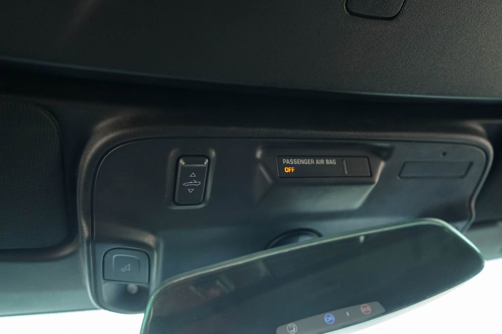 Used 2017 Chevrolet Camaro SS image 27