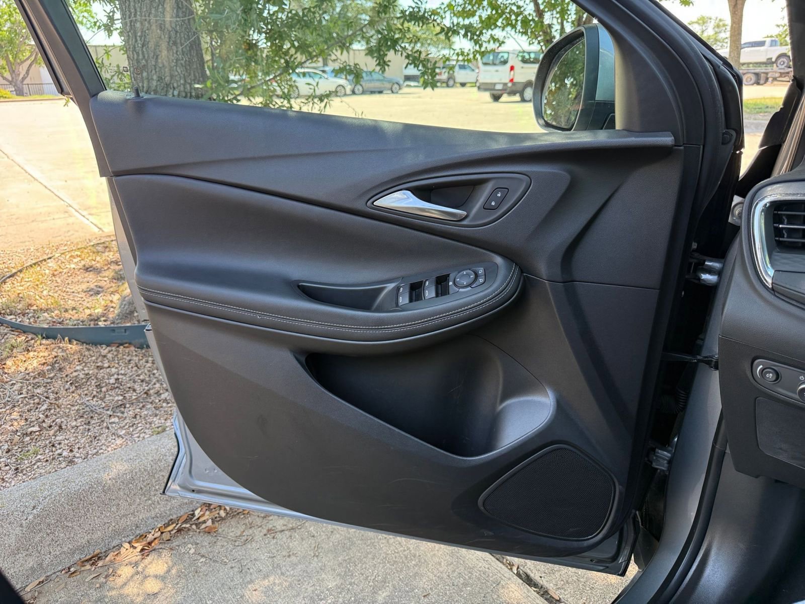 Used 2025 Buick Encore GX Preferred FWD image 18