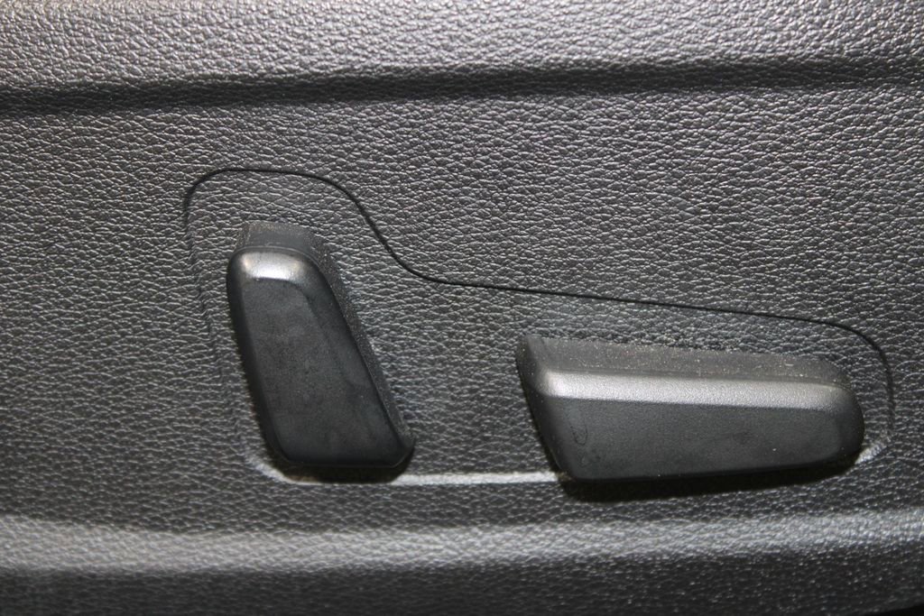 Used 2021 Kia Telluride EX w/ EX Premium Package image 24