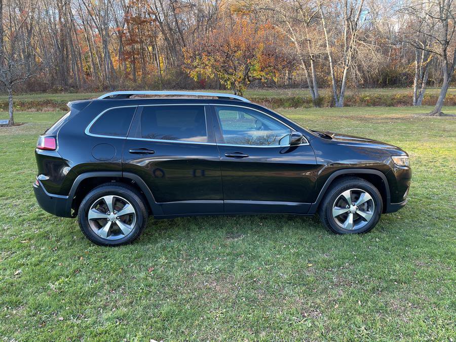 Used 2019 Jeep Cherokee Limited w/ Luxury Group image 30