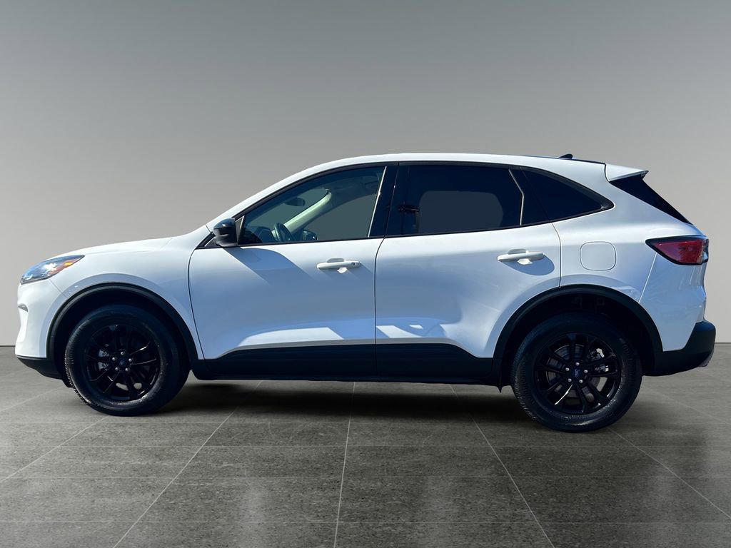 Used 2020 Ford Escape SE Sport image 5