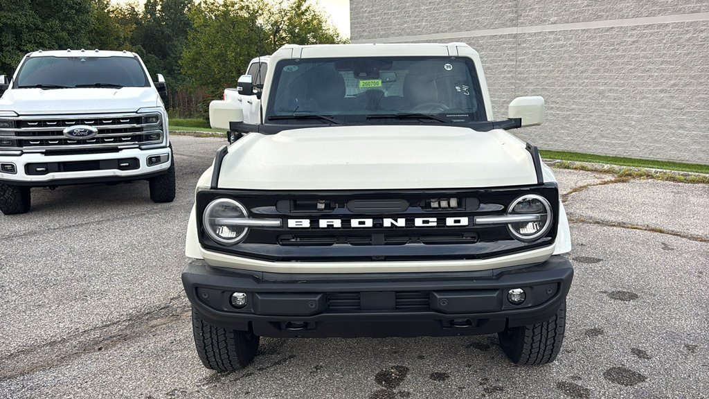 New 2026 Ford Bronco Outer Banks AWD/4WD image 6