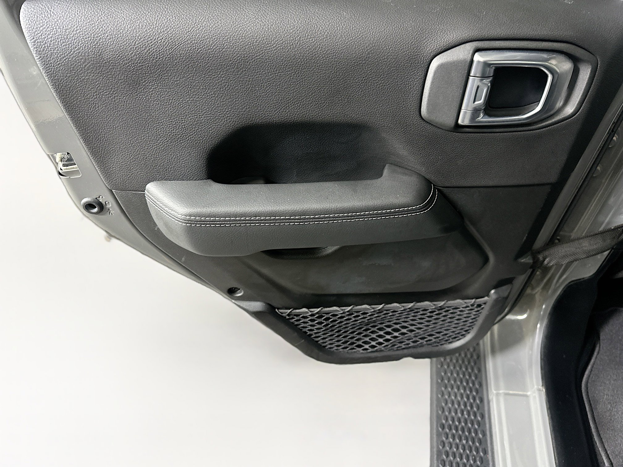 Used 2023 Jeep Wrangler Unlimited Sahara AWD/4WD image 26