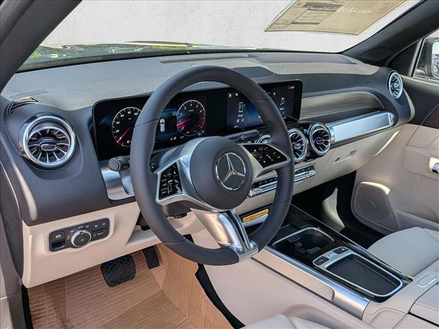 New 2026 Mercedes-Benz GLB 250 4MATIC image 3