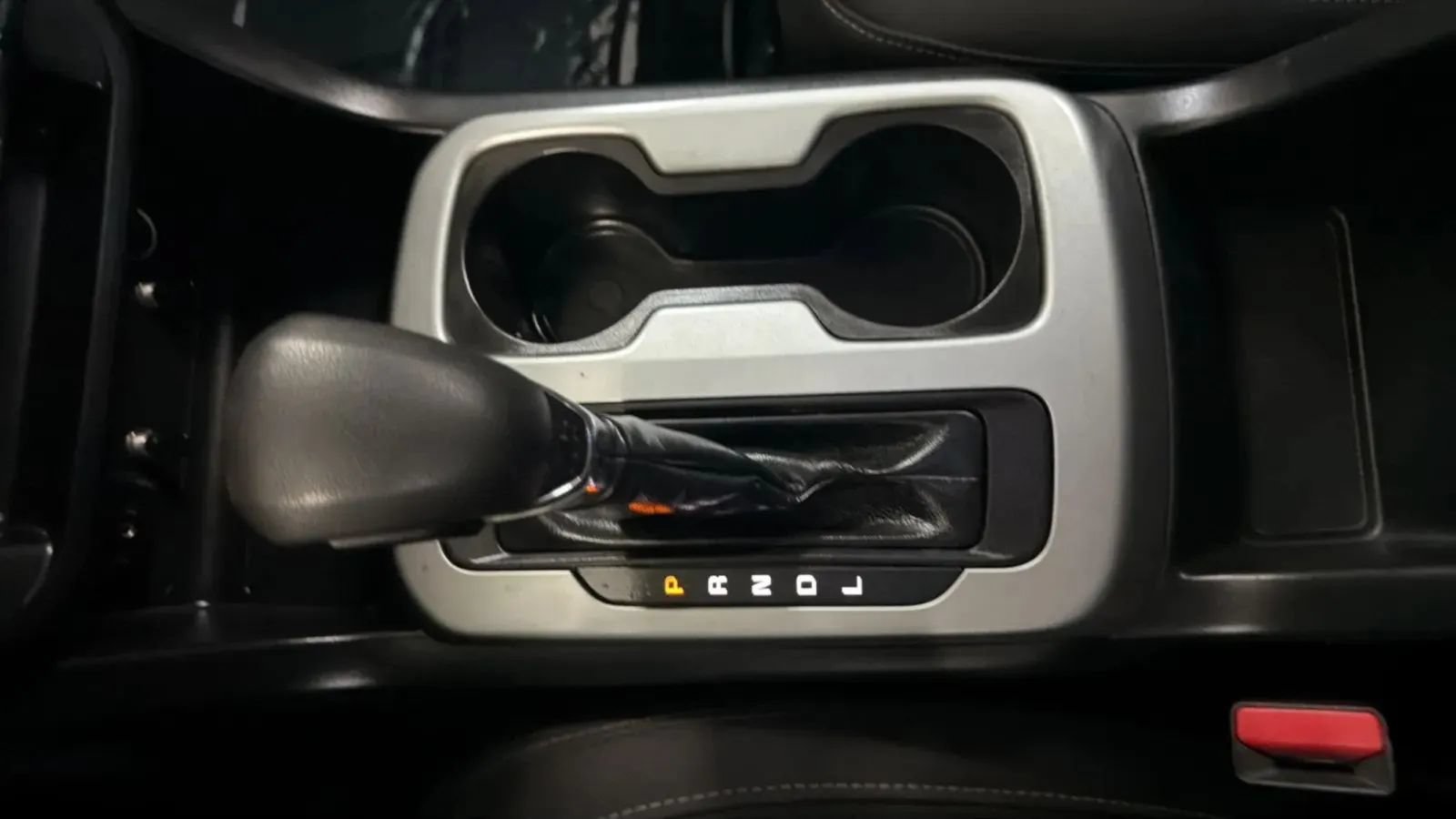 Used 2022 Chevrolet Colorado LT w/ Fleet Safety Package RWD image 12