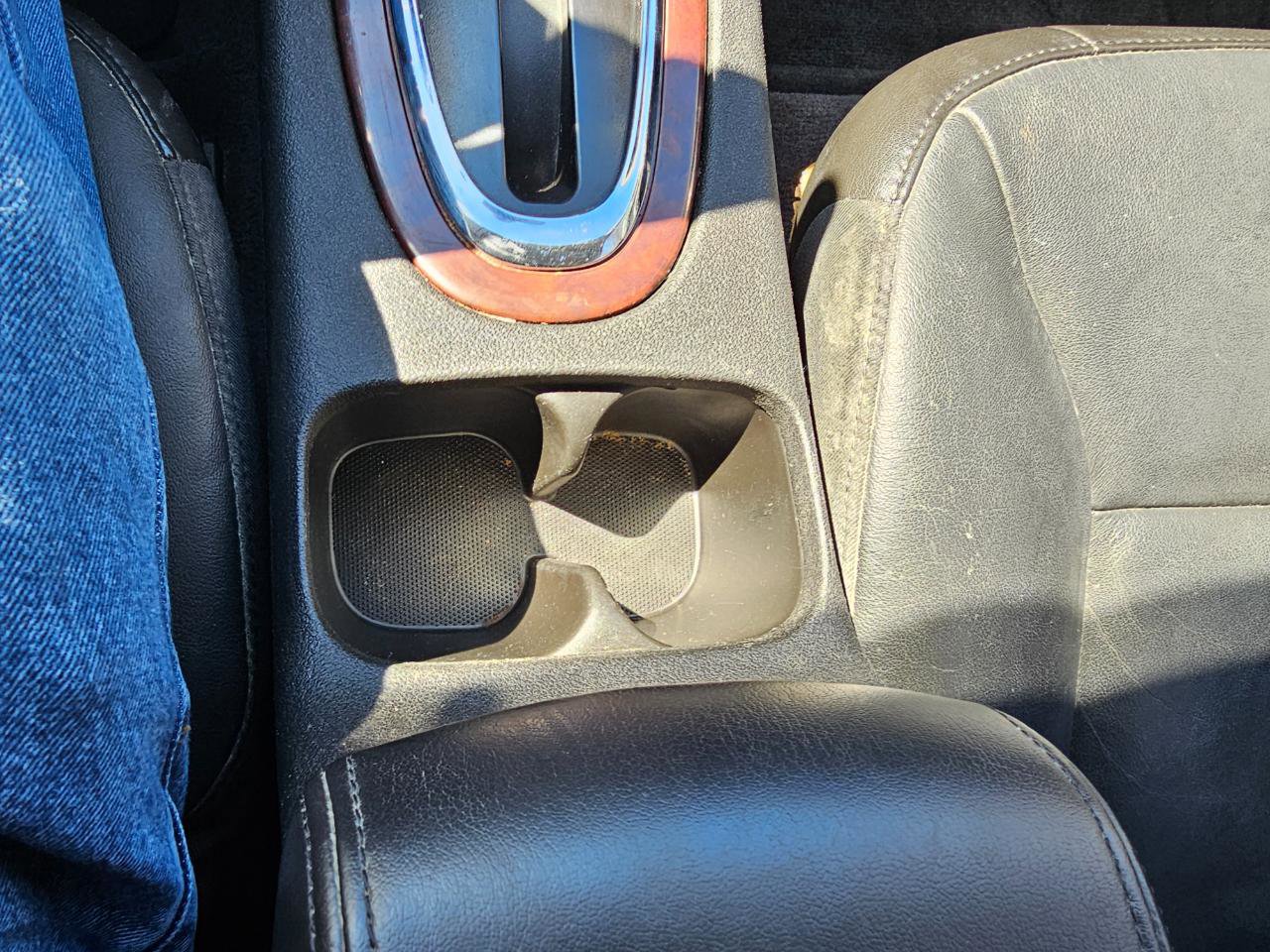 Used 2010 Chevrolet Impala LT w/ Luxury Edition Package FWD image 39