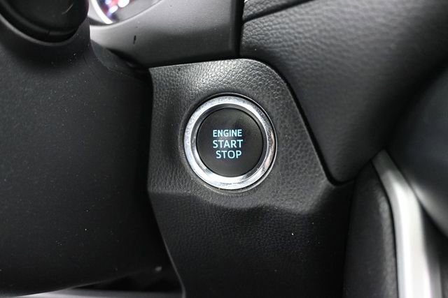 Used 2021 Toyota RAV4 XLE w/ Convenience Package AWD/4WD image 29