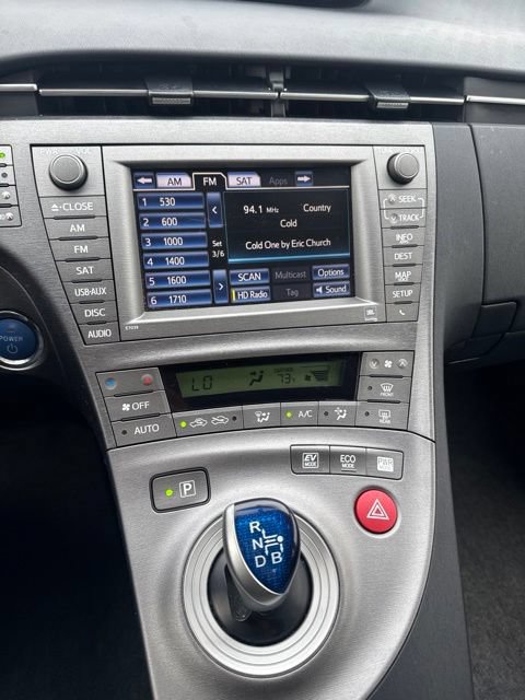 Used 2013 Toyota Prius Four w/ Deluxe Solar Roof Pkg FWD image 20