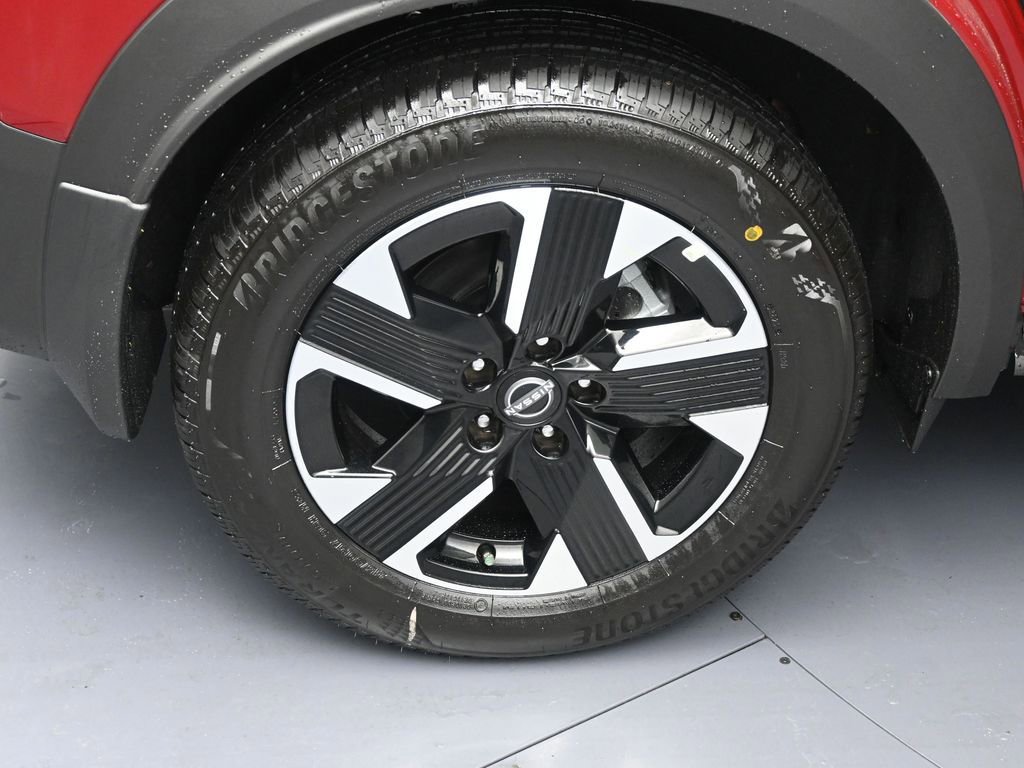New 2026 Nissan Kicks SV w/ SV Premium Package image 5