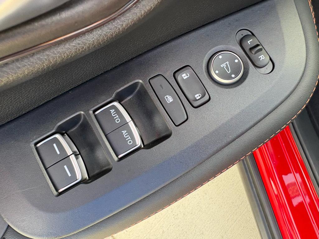 Certified 2026 Honda HR-V Sport image 11