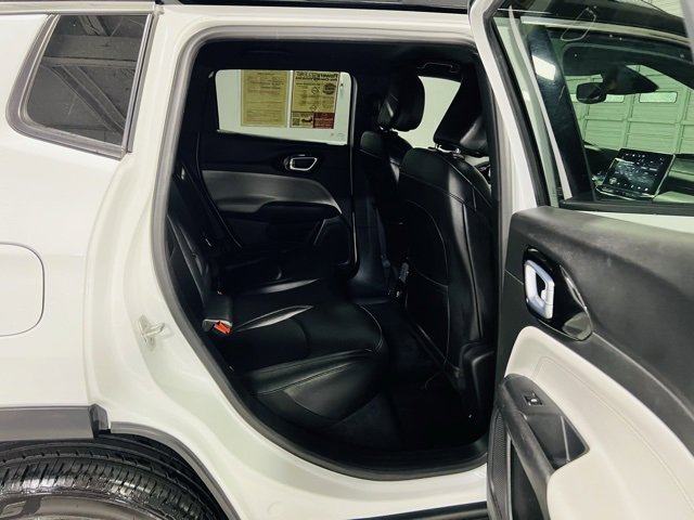 Used 2024 Jeep Compass Limited image 27
