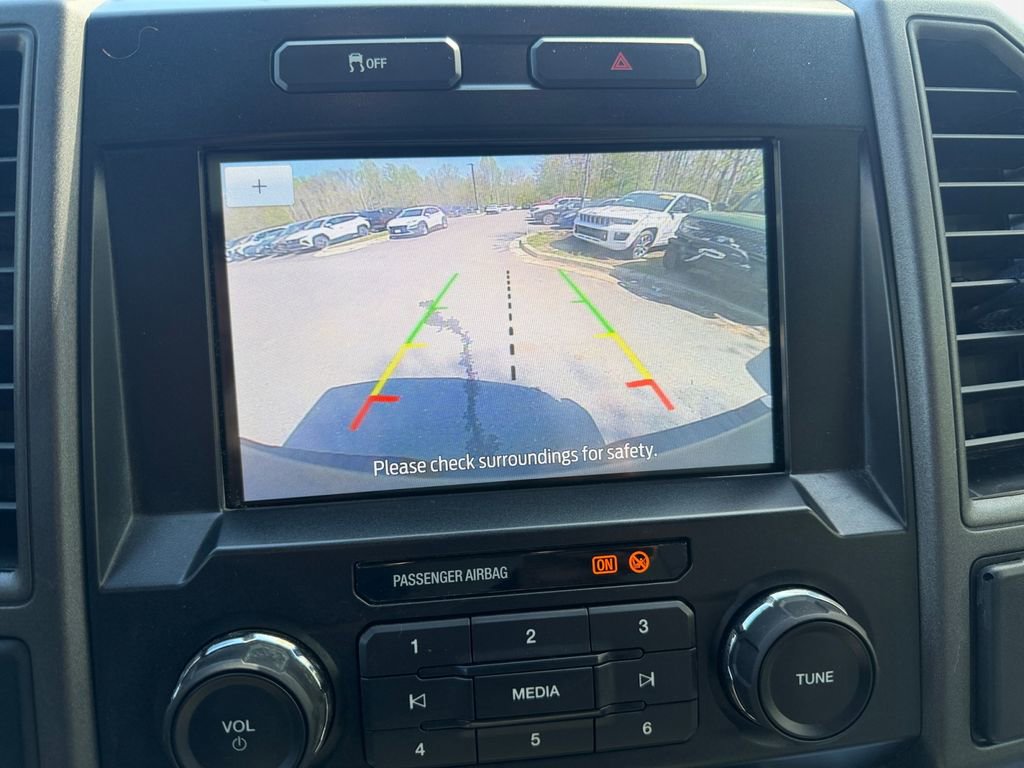 Used 2022 Ford F250 XL w/ Power Equipment Group image 18