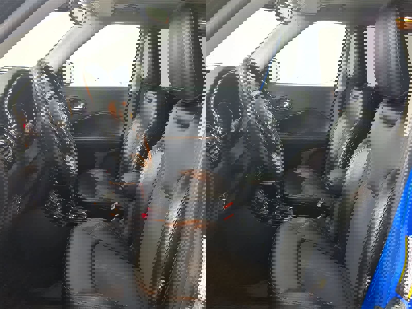 Used 2018 Jeep Compass Latitude w/ Popular Equipment Group image 16