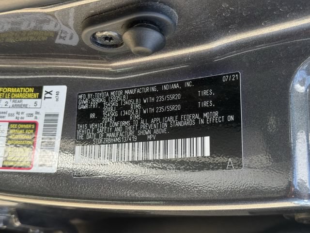 Used 2021 Toyota Highlander Platinum AWD/4WD image 40
