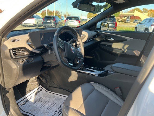 Certified 2025 Buick Envista Avenir image 19