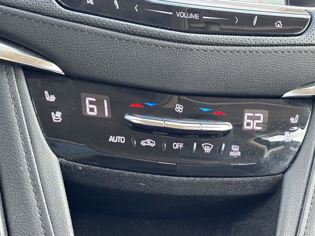 Used 2019 Cadillac XT5 Premium Luxury image 39