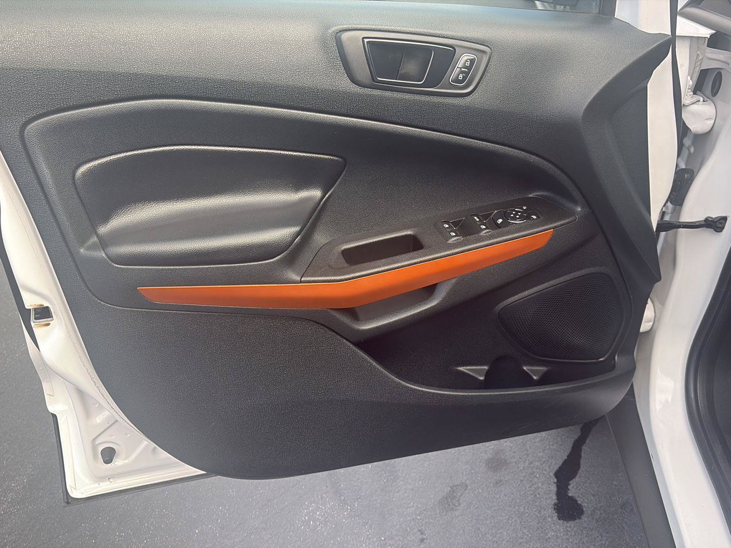 Used 2018 Ford EcoSport SES AWD/4WD image 9