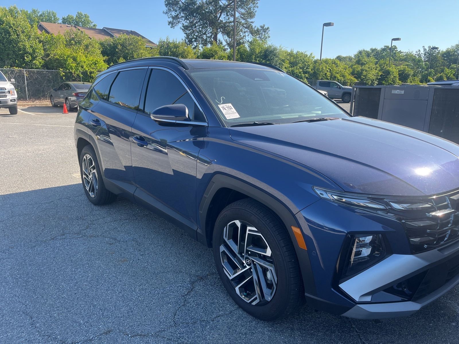 Used 2025 Hyundai Tucson Limited FWD image 2