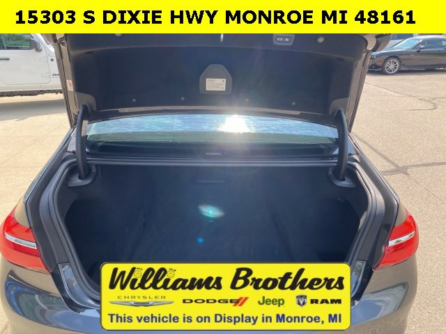 Used 2018 BMW 740i xDrive image 24