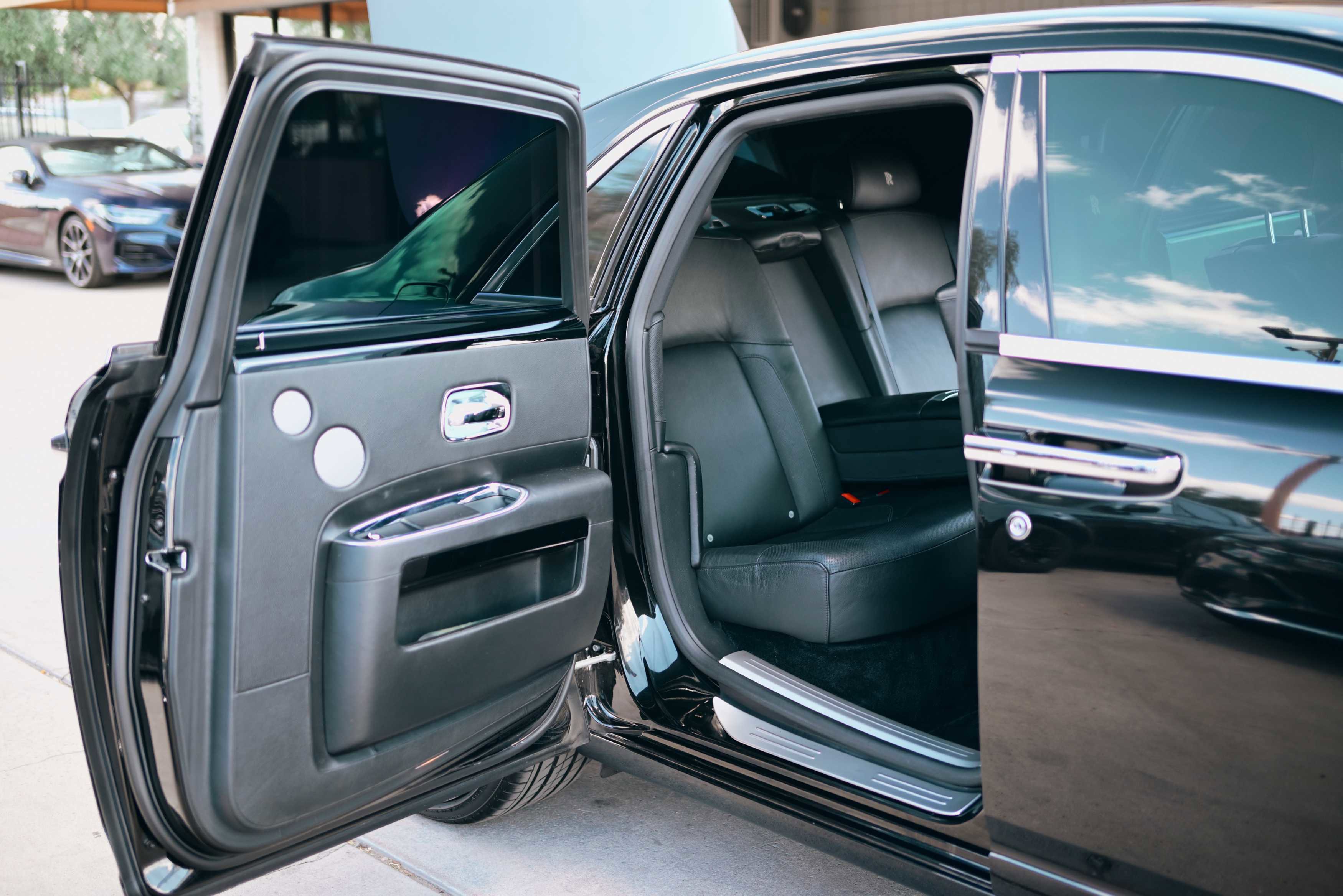 Used 2013 Rolls-Royce Ghost image 12