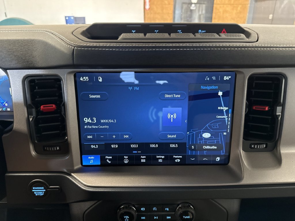 New 2026 Ford Bronco Outer Banks w/ Sasquatch Package AWD/4WD image 12