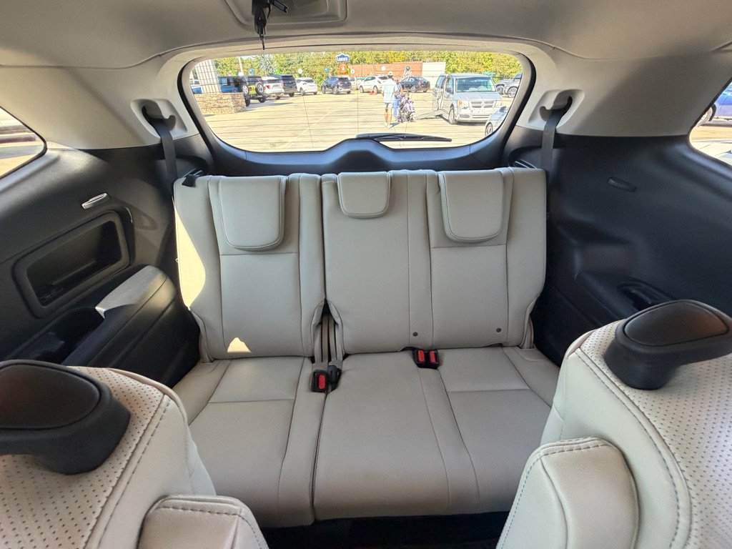 Used 2023 Subaru Ascent Limited AWD/4WD image 9