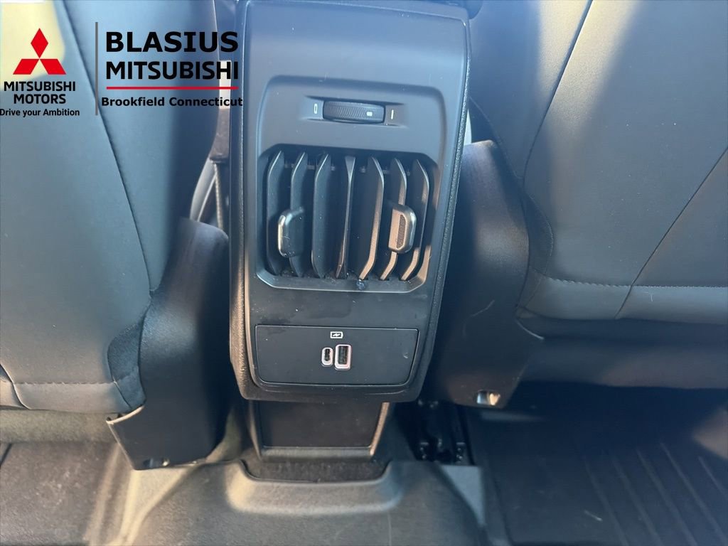 Used 2024 Dodge Hornet R/T w/ R/T Blacktop Package image 26