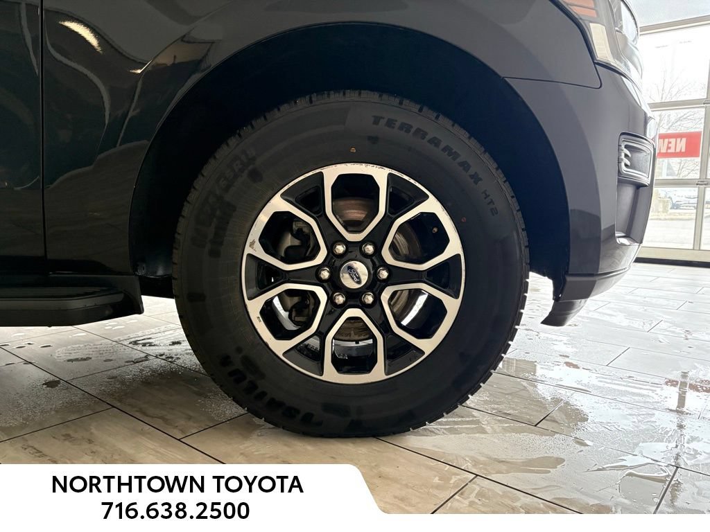 Used 2024 Ford Expedition XLT AWD/4WD image 9