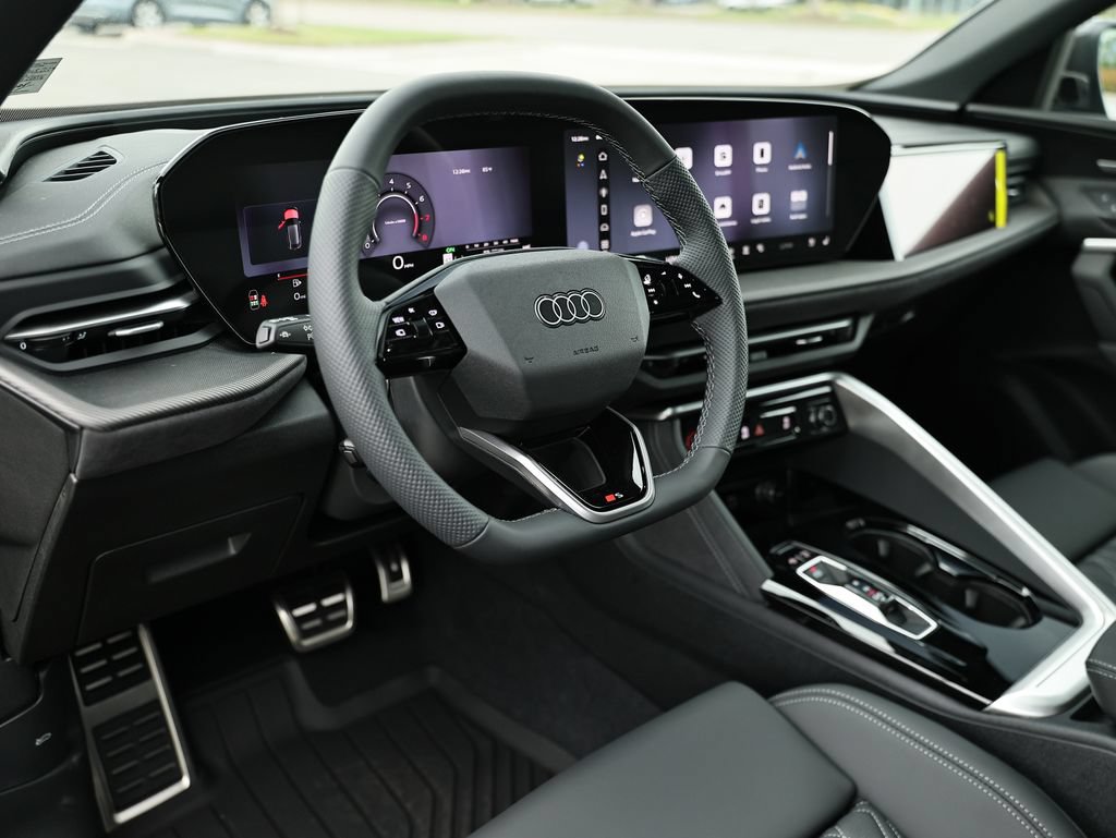 New 2026 Audi SQ5 Prestige AWD/4WD image 19