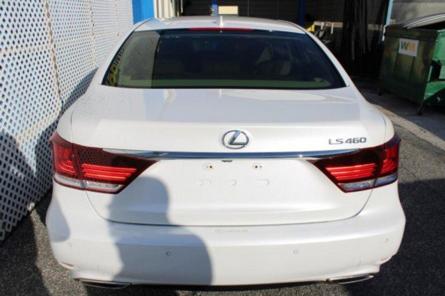Used 2015 Lexus LS 460 w/ Comfort Package image 6