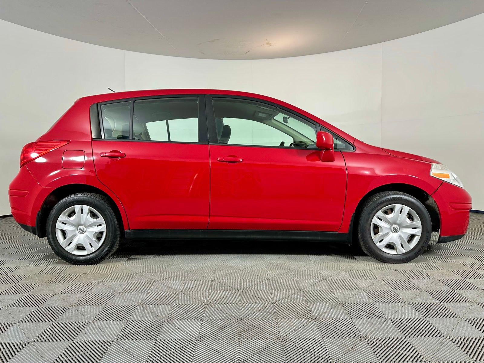 Used 2012 Nissan Versa 1.8 S w/ Plus Pkg image 21