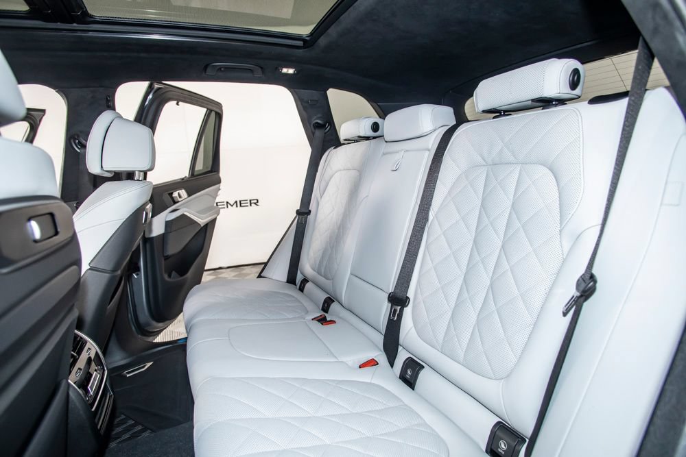 Used 2025 BMW X5 M60i w/ Executive Package AWD/4WD image 14