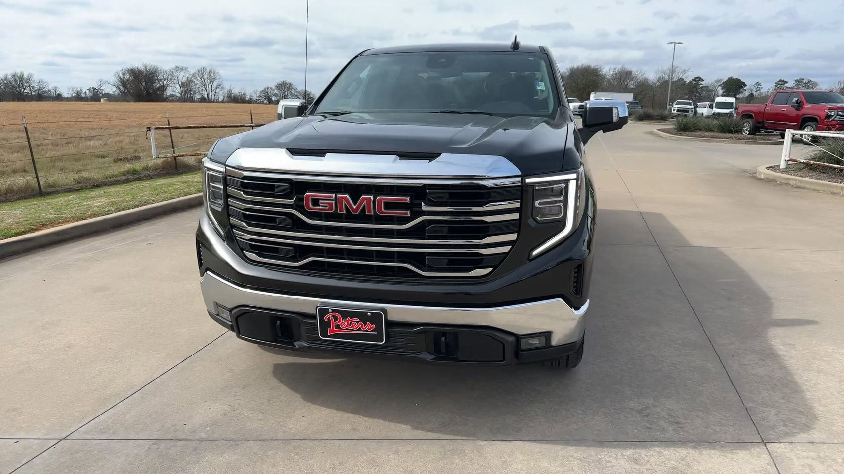 Used 2025 GMC Sierra 1500 SLT RWD image 4