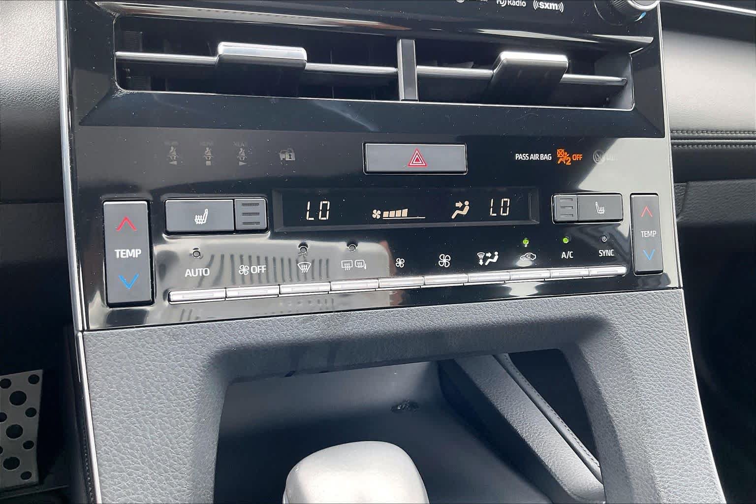 Used 2019 Toyota Avalon XSE w/ Carpet Mat Package FWD image 35