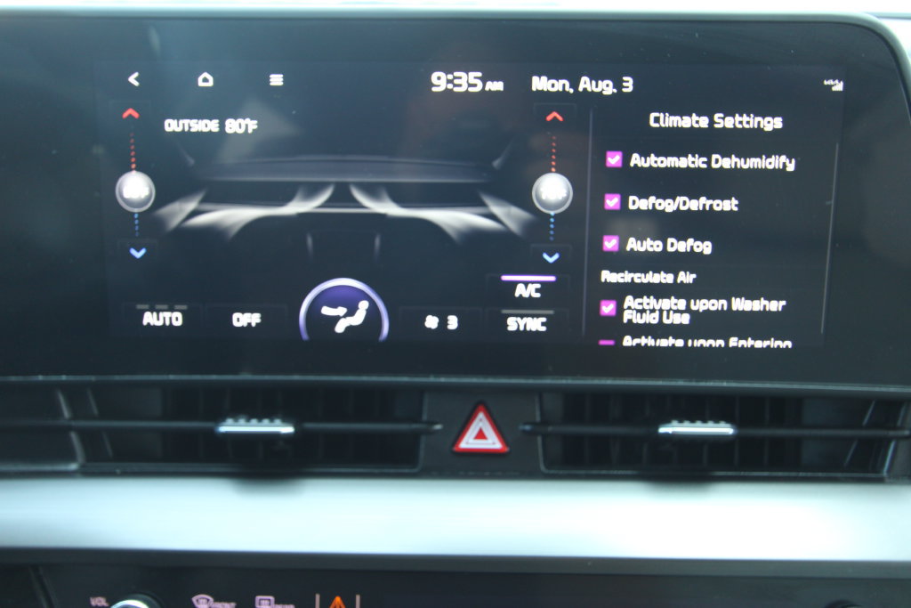 Used 2023 Kia Sportage EX FWD image 33