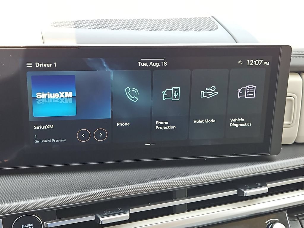 Used 2025 Hyundai Santa Fe SEL FWD image 17