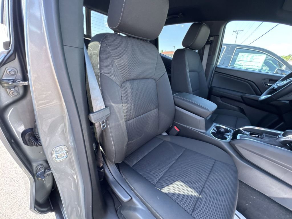 New 2026 GMC Canyon Elevation w/ Convenience Package image 30