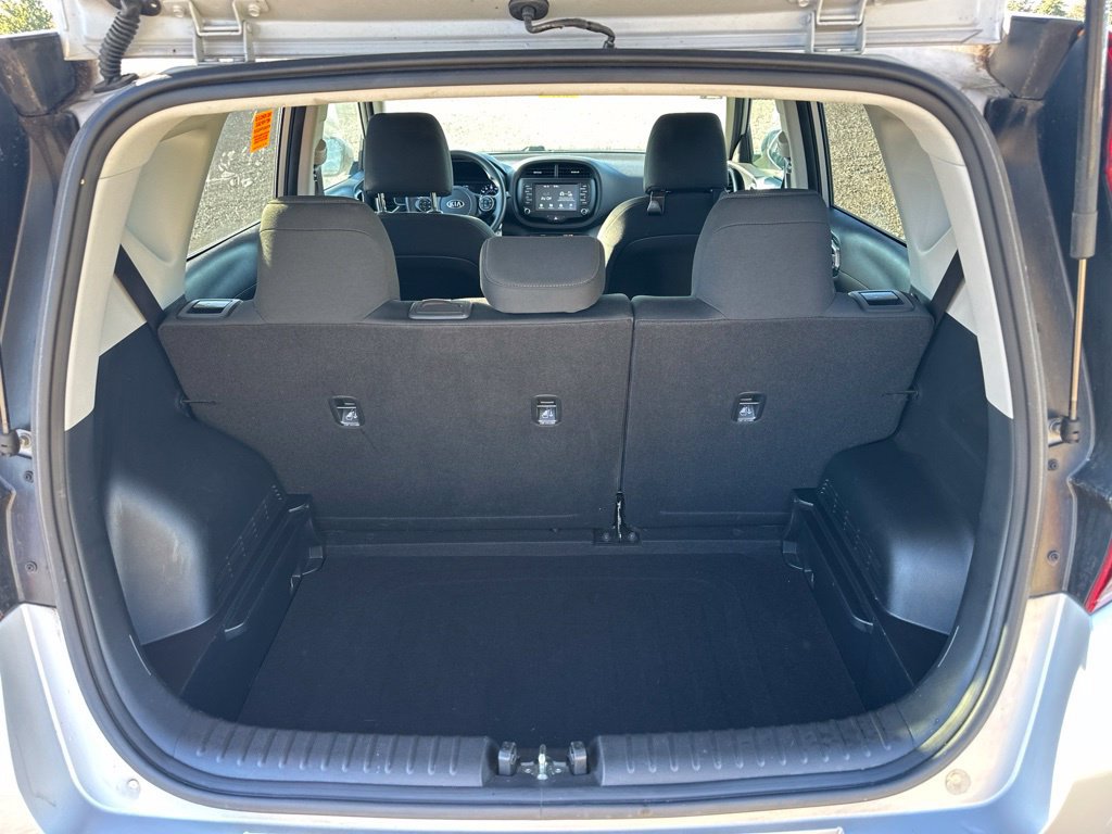 Used 2020 Kia Soul S FWD image 9